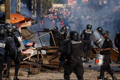 Crise post-électorale à plusieurs facettes à Douala